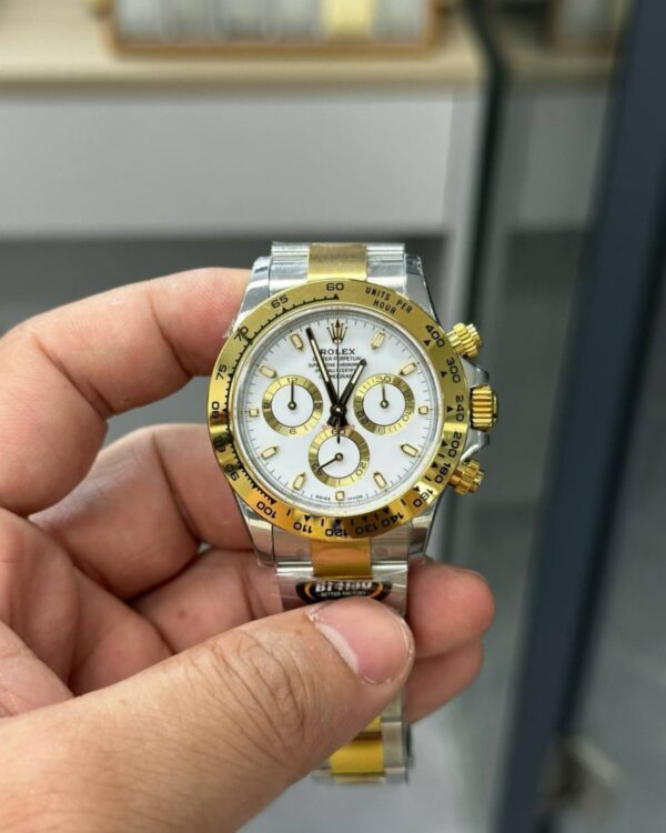 Rolex Daytona Two-Tone Gold White Dial Replica with Tachymeter Bezel and Oyster Bracelet
